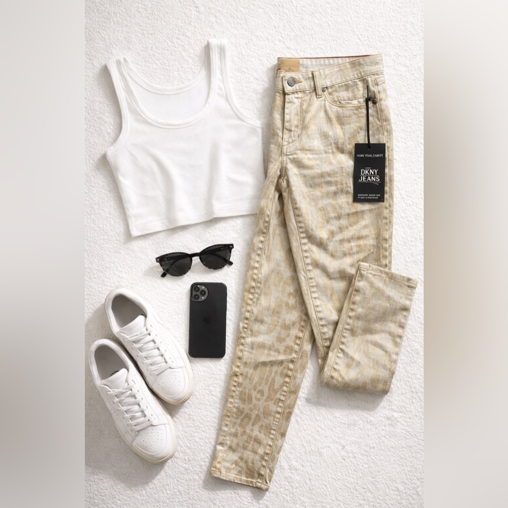 DKNY Women's Skinny Jeans in Shimmering Gold